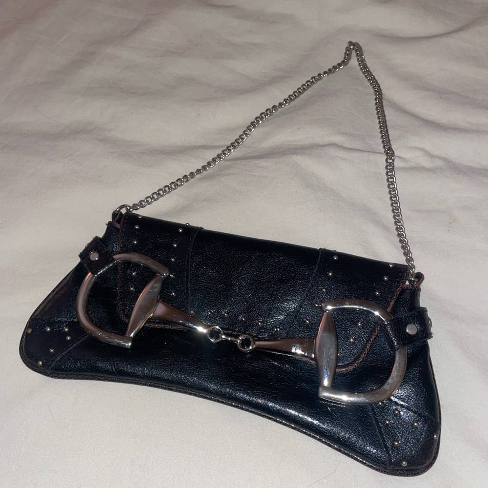 Horsebit black shoulder bag with chain strap
